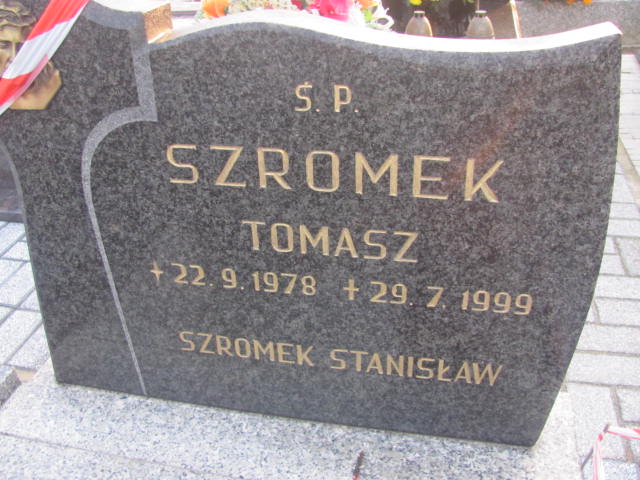 Tomasz Szromek 1978 Orzesze Zgoń - Grobonet - Wyszukiwarka osób pochowanych